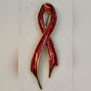Red Enamel and Gold-tone Ribbon Brooch / Pin